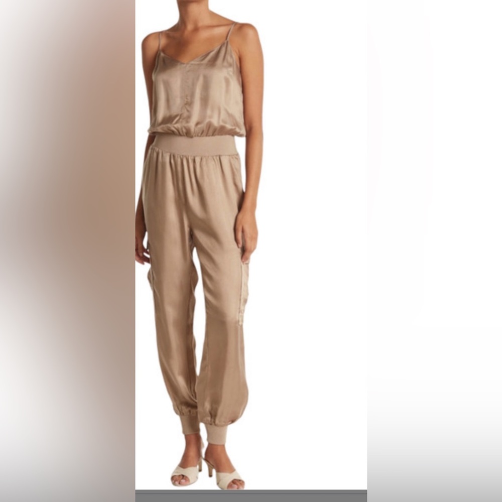 NWT Cinq a Sept Amia Jumpsuit size small.